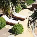 Sah Hotel