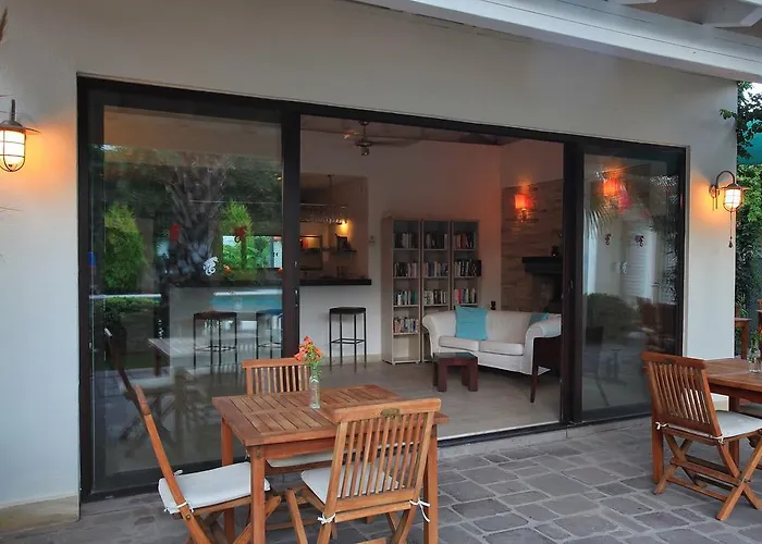 Sah מלון ביטז